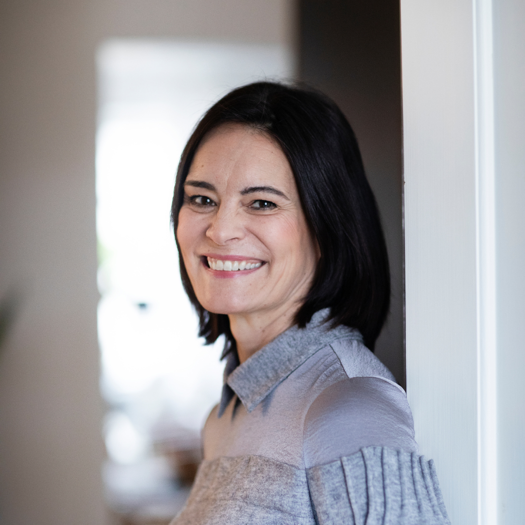 Kasvokuva Hanna Jensenista.